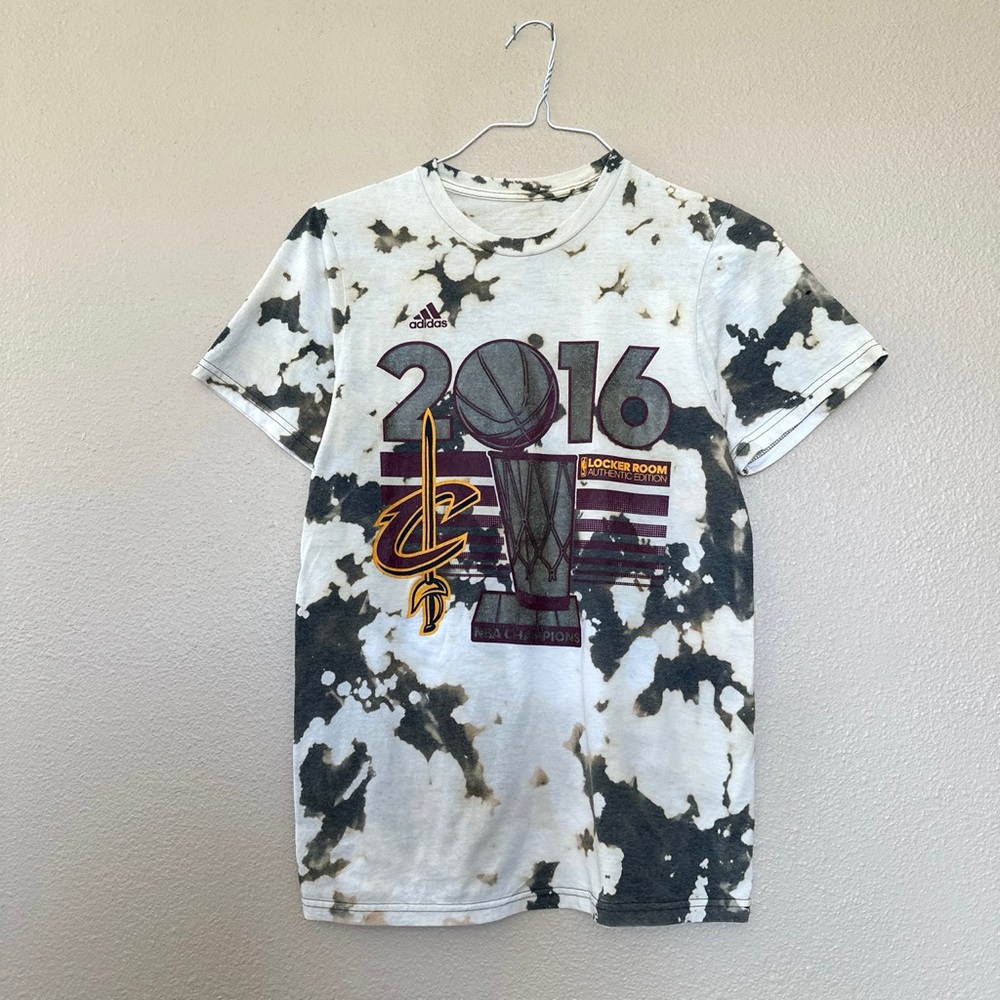 Upcycled ADIDAS 2016 NBA Champs tie dye tshirt - small
